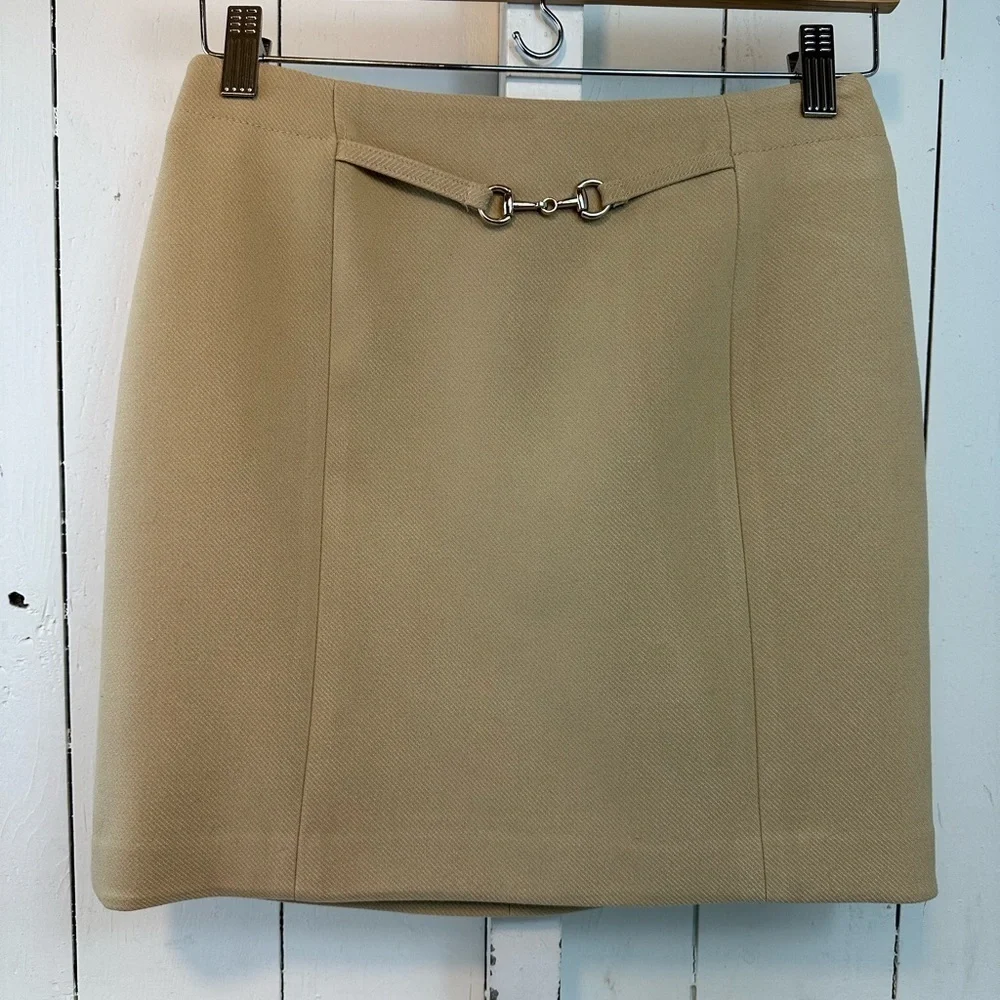 NWT H&M Tan Mini Skirt Women’s Size 4 Fall Silver Buckle